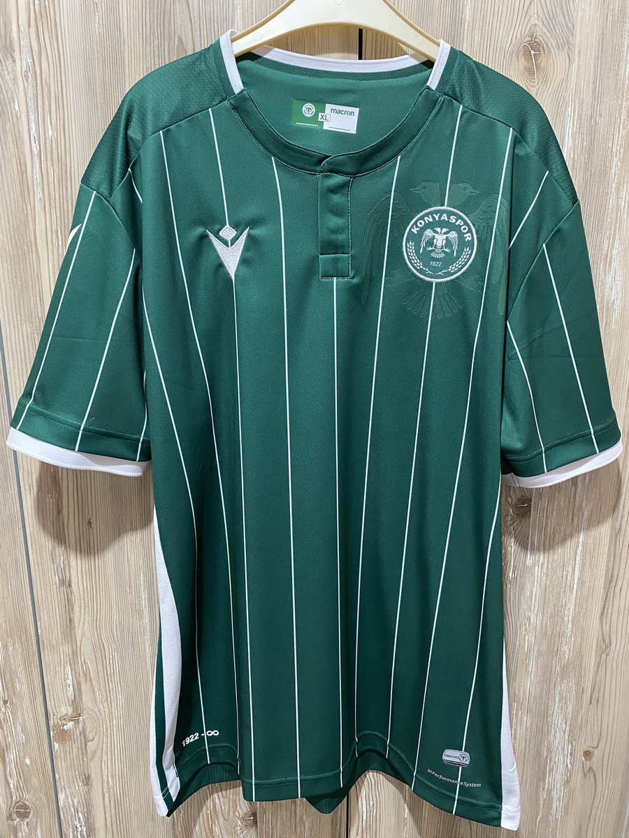 Başkanım hediyeniz için çok teşekkür ederim.<a href="/fatihozgokcen/">Fatih Özgökçen</a> <a href="/KonyasporAS/">Konyaspor Kurumsal</a>