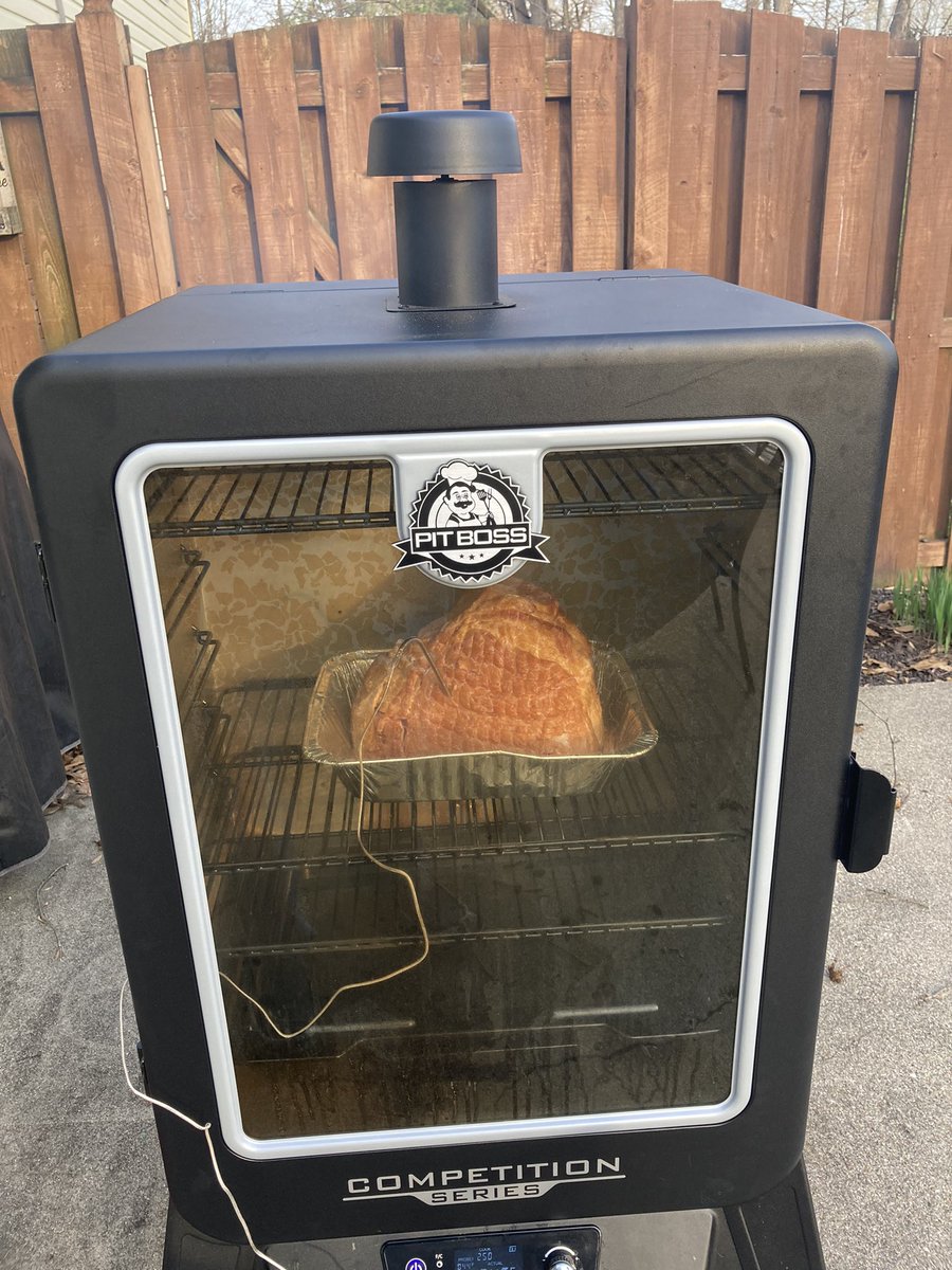 bobbyjthfd's tweet photo. Happy Easter!! @PitBossGrills https://t.co/irCglBaCAA