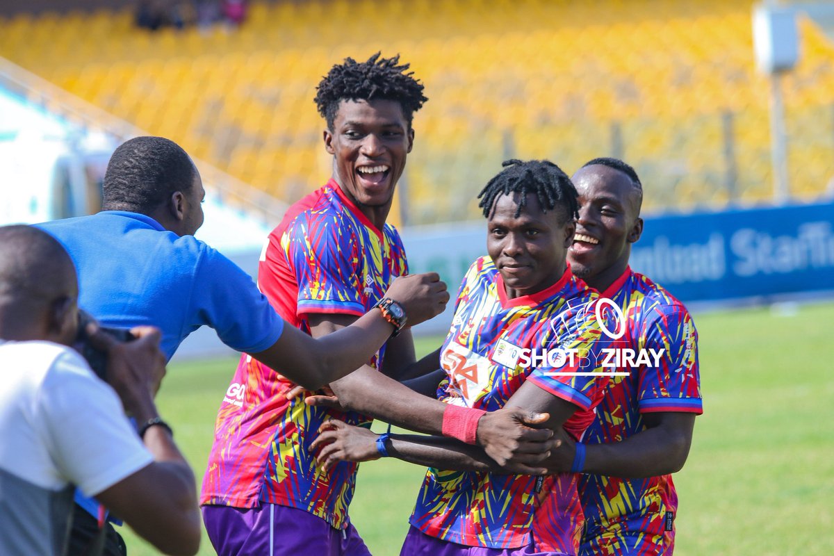 rayziray's tweet photo. The joy of re-opening your scoring account in the #GPL with a class free kick under 40secs ⚽️🏃♂️
#SamuelInkoom
#GPLwk25
#bringbackthelove
#Plus1 #HappyManBeverages
#plus1energydrink 🔥💪🏿🙏🏾 https://t.co/vJ760xF1YQ