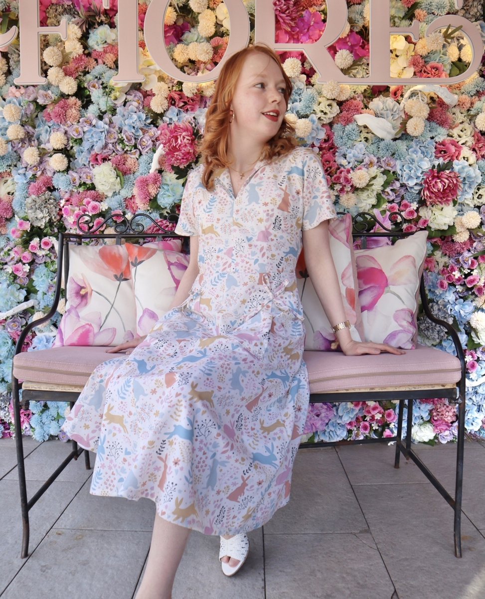 MinervaFabrics's tweet image. Have you sewn something special for Easter?

@sofieked created this super cute Butterick #B6055 50&apos;s dress in our bunny print polycotton and it&apos;s adorable! 🐰

minerva.com/posts/1128957

#MinervaCommunity #MinervaSewingCommunity  #50sDress #VintageDress #EasterFashion #EasterDress