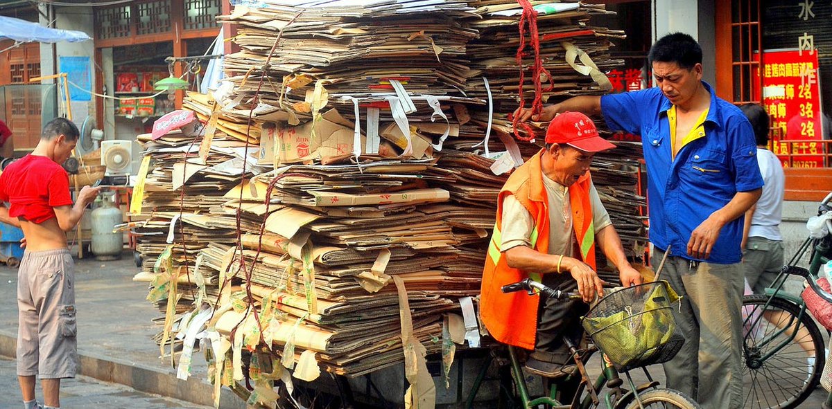 marijcke's tweet image. Vaak lijkt de weg naar duurzaamheid via #hightech oplossingen te gaan. Volgens dit artikel hoeft dat helemaal niet, en kunnen we de pijlen juist beter richten op #lowtechnology om problemen als overconsumptie op te lossen: 
ow.ly/YK2k50IKzS3