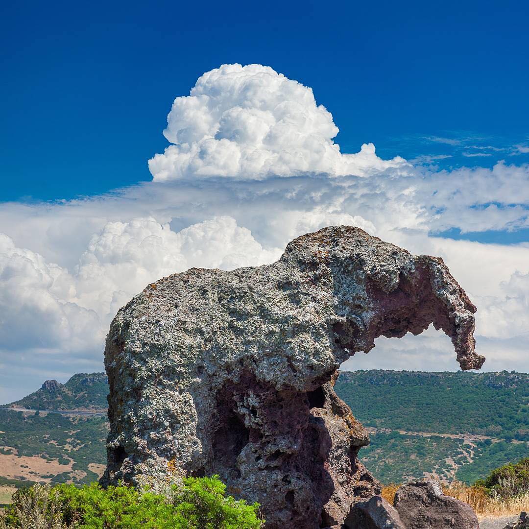 Чад. Скалы Элефант