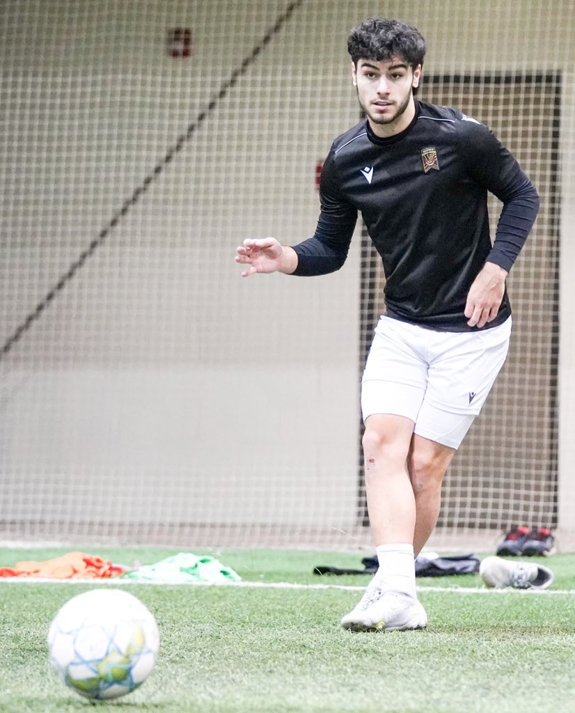 BenSteiner00's tweet image. CPL: Hearing that Ryerson Rams midfielder Jacob Carlos will be in the Starting XI for Valour vs Pacific today.

He’ll become the first Ryerson U SPORTS draft pick to start a #CanPL match.

Robert Boskovic the only other Ram to play in the CPL.

#weRrams