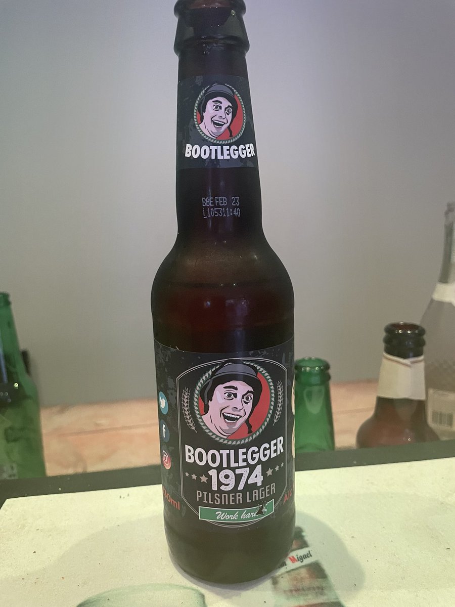 tom_wray1985's tweet photo. @bootlegger1974 @bootlegger1974 on the Pilsner in Lincoln, flamethrower cooking the dinner 👍🏻🍺 https://t.co/z1NjVfNMq9
