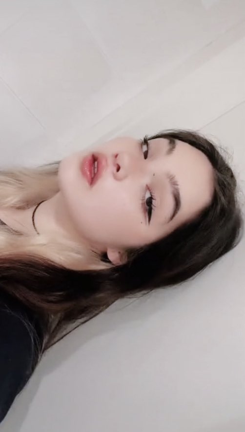 quokkret's tweet photo. #SelcasForChan #selcaforchan lol https://t.co/zAov9Jtn1X