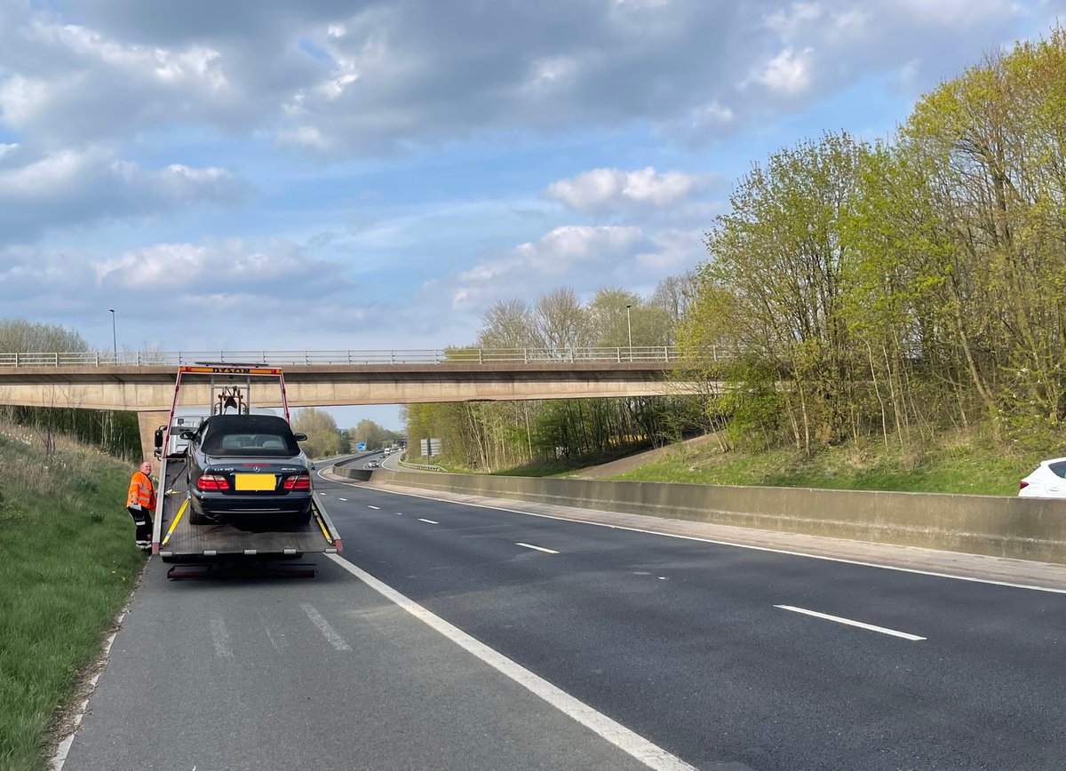 LancsRoadPolice's tweet photo. And another. This passed SCIU towards Nelson in excess of 100mph. Stopped and a bit of digging showed that the insurance had been cancelled a few days ago. Vehicle seized and the driver reported for no insurance and excess speed. #InsureIt #Slowdown #SCIU #fatal4 https://t.co/w35jWa5EiG
