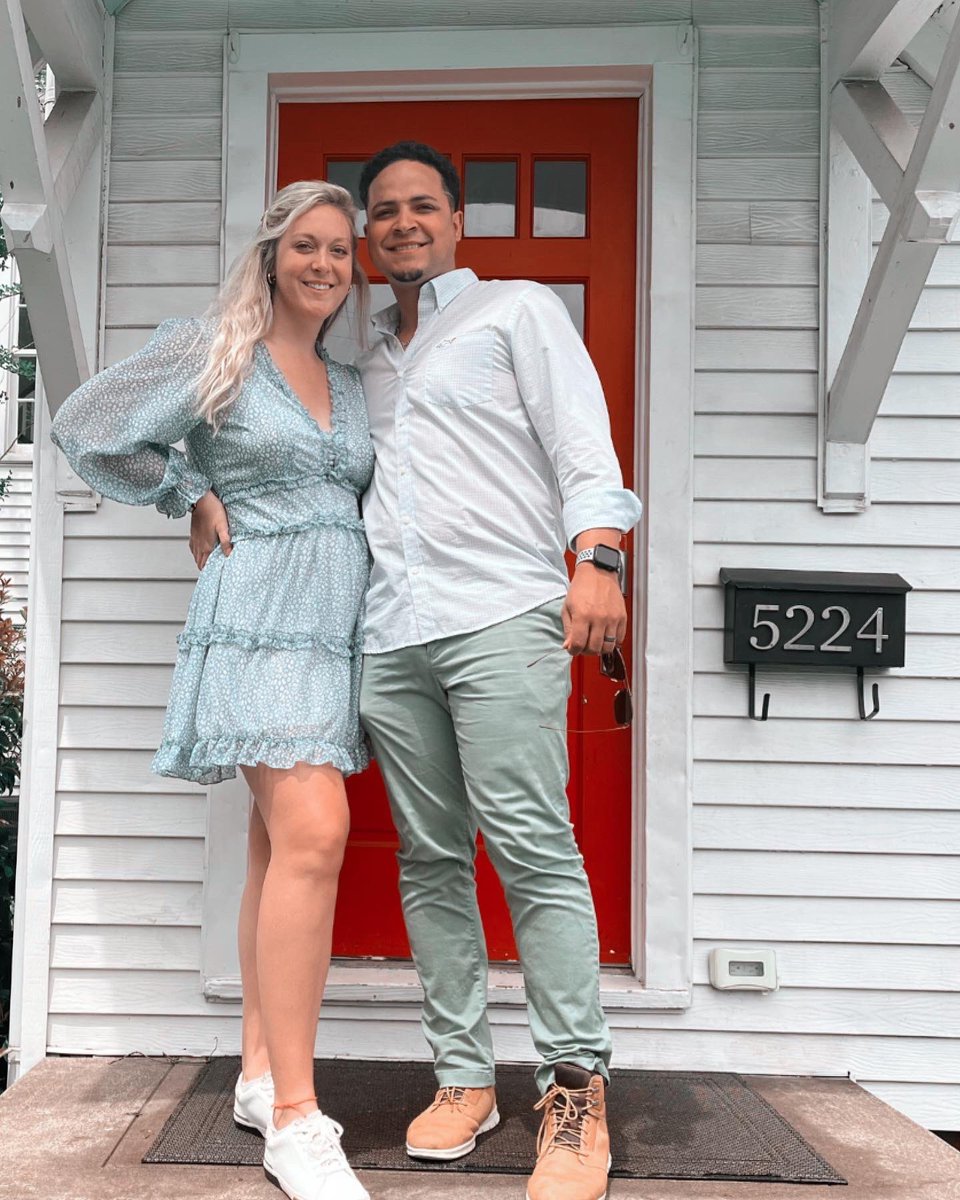 racheymoomoo's tweet photo. Happy Easter from mami and papi https://t.co/HfwNOIIdu4