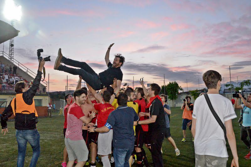 JuliGar16478759's tweet photo. Entrenadors del futbol català. Juan Carlos Torres.1969 Alacant. “L'entrenador no és el que fa, sinó el que deixa quan se'n va” Un referent pel Masnou (16t) 5t jugador i 11t com a tècnic. Al Premia de Dalt (5t) Premià de Mar (2t) Ripollet (2t) ascens 1ªcatalana, Montgat i Júpiter. https://t.co/eRMZYbSapI