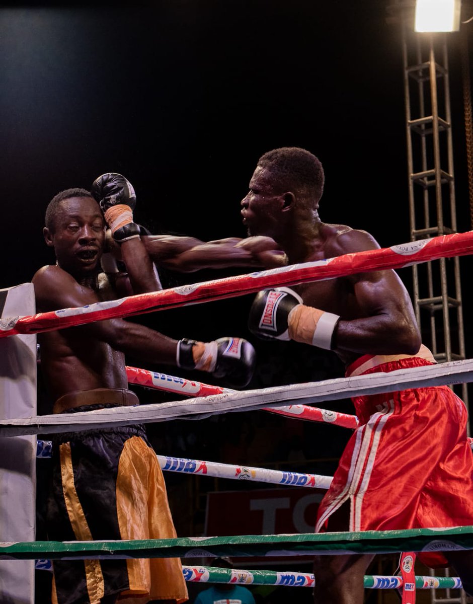 maxtvgh's tweet photo. #deluxyprofessionalboxingleague | A visual representation of Faisal Aboubakar, routinely knocking out Senator in the final fight of the #fightnight4
π
Hearts | Kotoko
#MaxTV #MaxFM #MaxSports #Boxing #GPBL https://t.co/rH2FQLVvDg