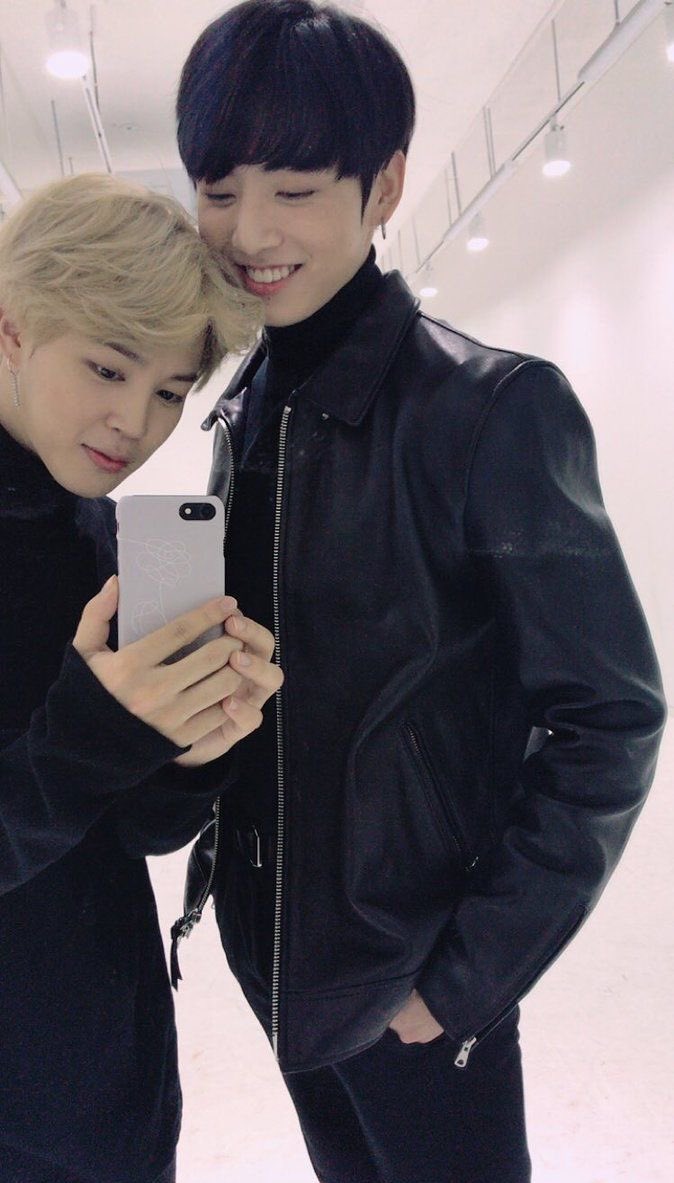 imagine jikook with beomjun mirror pic
