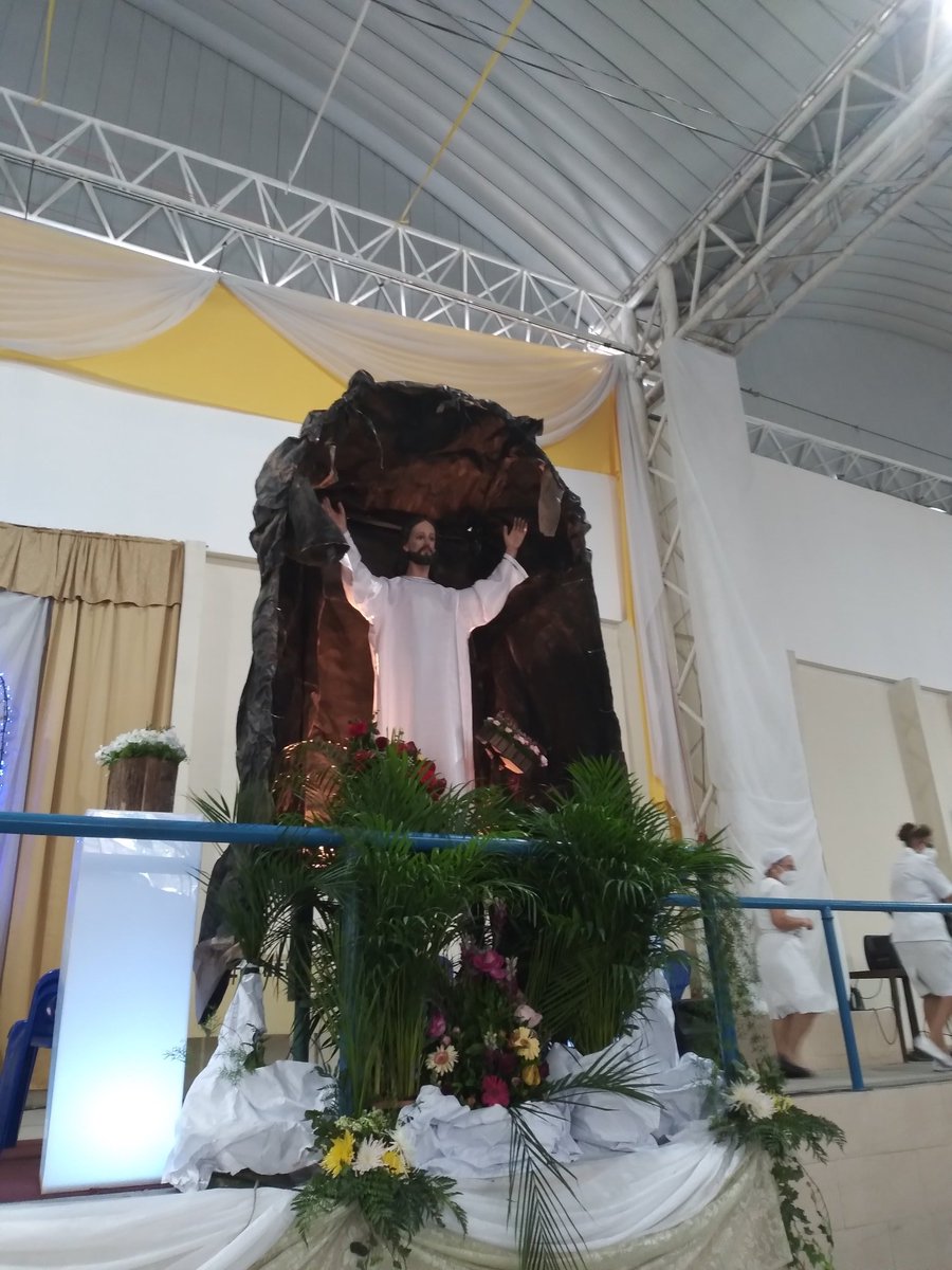eunicerojas2011's tweet photo. ¡Felices Pascuas de Resurrección!
#Noestámuerto
#Élvive https://t.co/TLUMsOxiVz