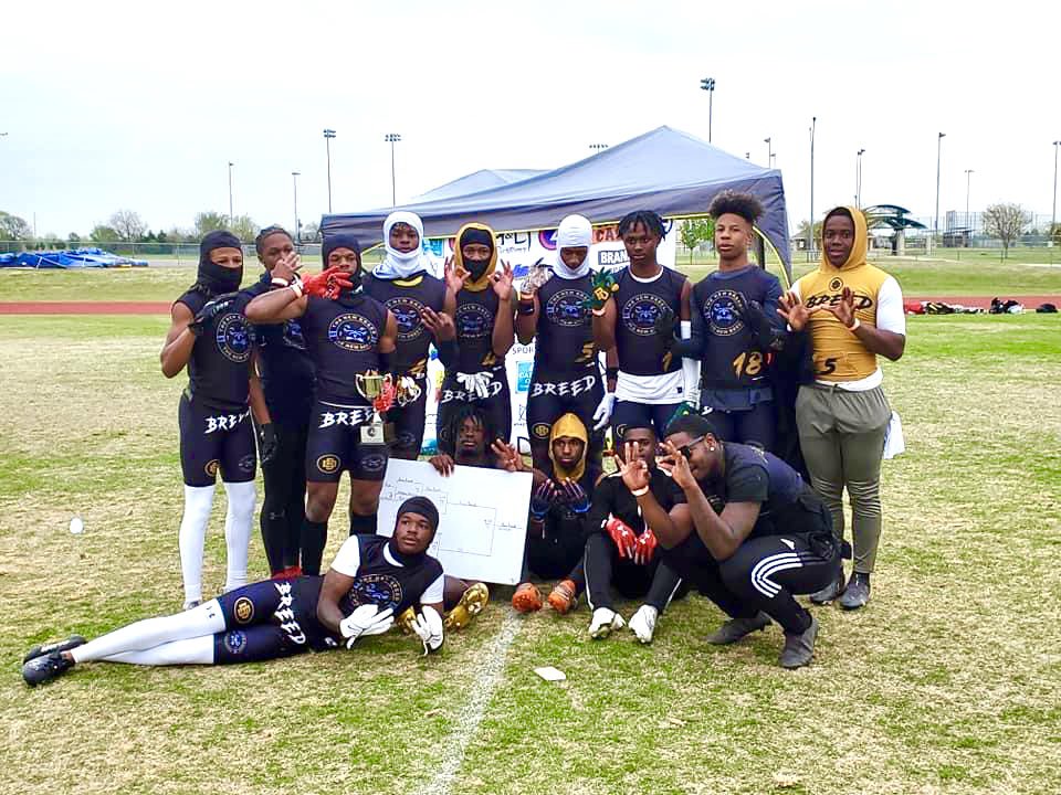 CoachSean13's tweet photo. The New Breed @TheNewBreed7v7 @HornJagsRecruit @CoachAllenHC @ChasonVirgil https://t.co/mp7i9M7iVt