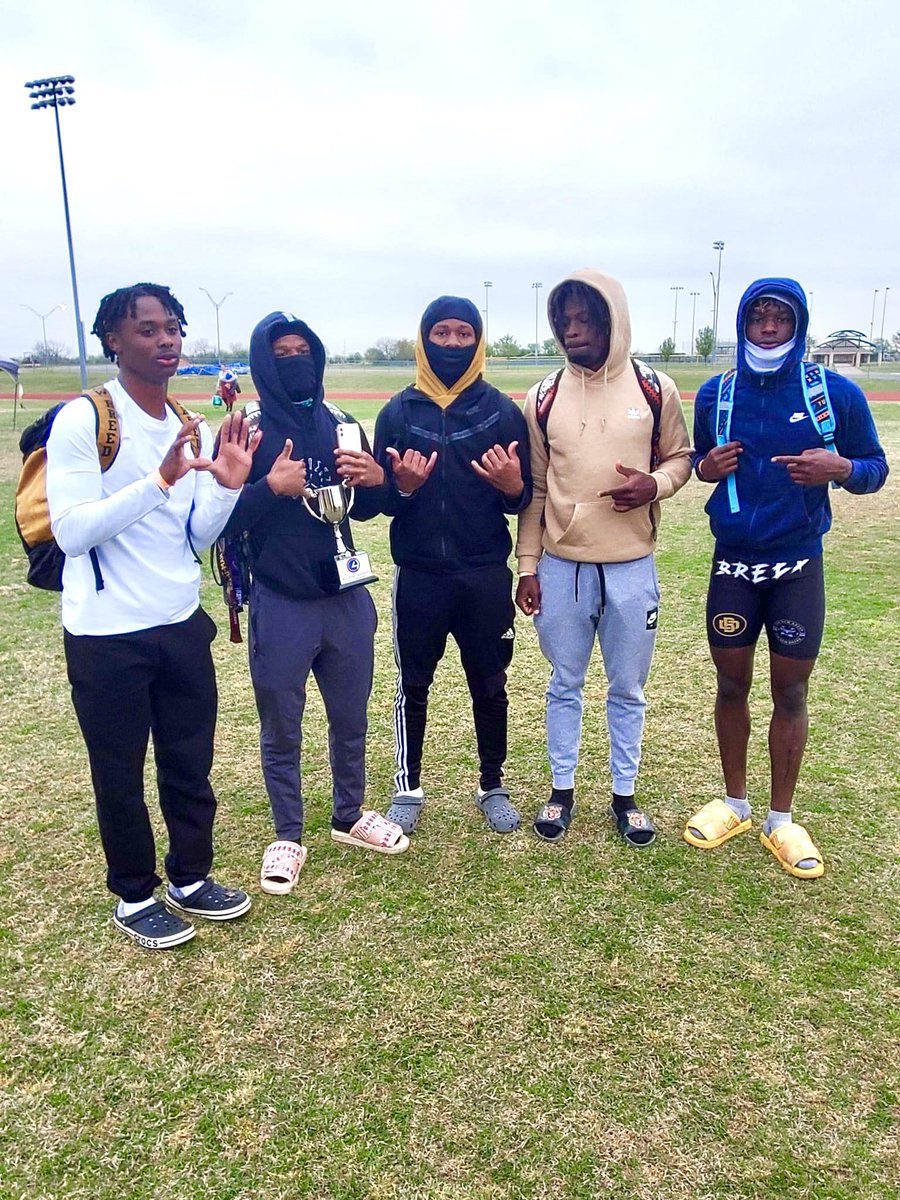 The New Breed <a href="/TheNewBreed7v7/">NEW BREED 7v7</a> <a href="/HornJagsRecruit/">Horn Jags Football</a> <a href="/CoachAllenHC/">Courtney Allen</a> @ChasonVirgil