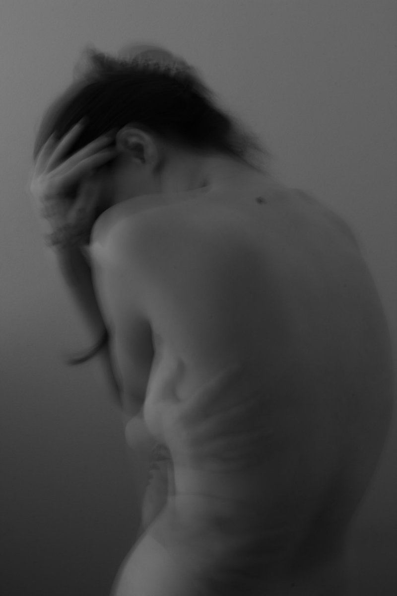KMR_Photography's tweet photo. A Lack of Touch. Self-Portraits, 2022. https://t.co/2hPf4cTai5
