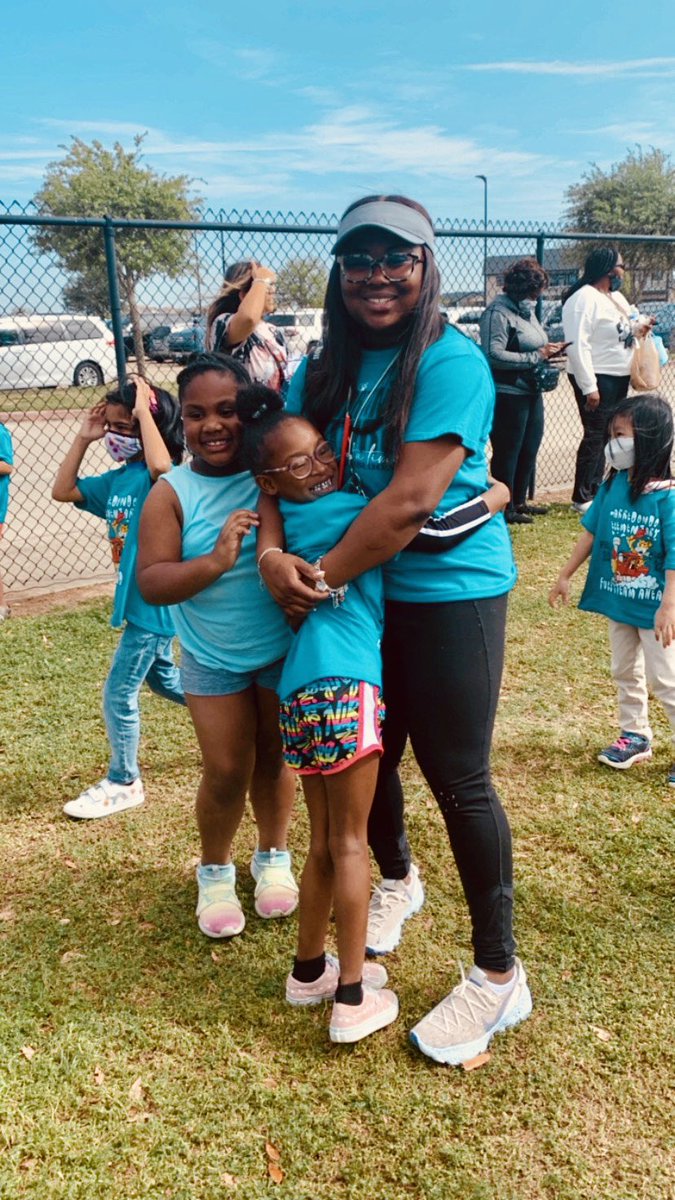 RaeneishaT's tweet photo. Field-Day Fun 🤩 https://t.co/OpqXtGCI0r