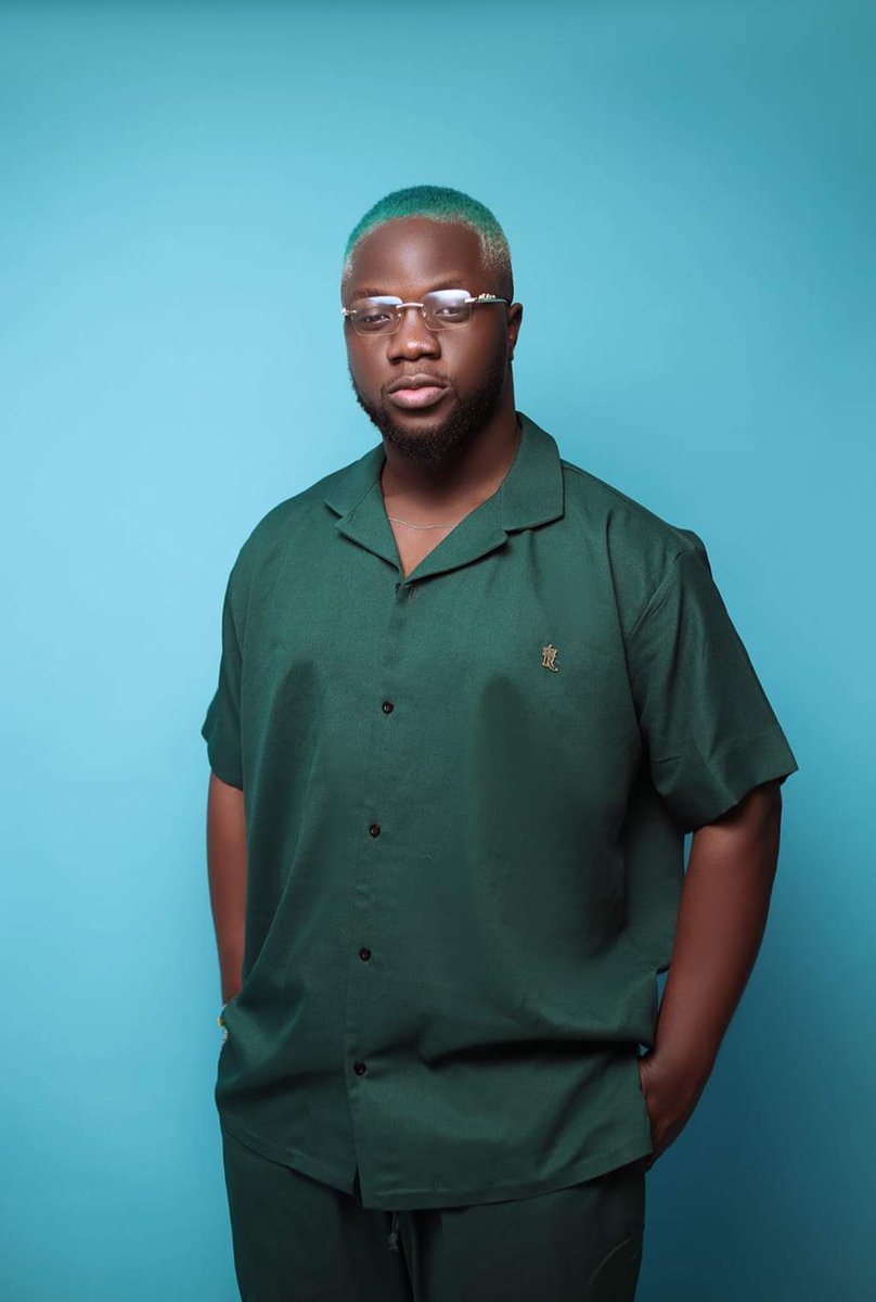 dregaliacouture's tweet photo. Happy birthday wishes to the General Don Itchi (@Kwekudabeast), host of "Kasahare Level" on @Adom1063fm. More blessings come your way champ. Thanks for all your unflinching support to the D'REGALIA brand till date.
#DRegaliaCouture #DonItchi ✌🏼🎂❤💚🎉 https://t.co/8Ap9Z5DQVl