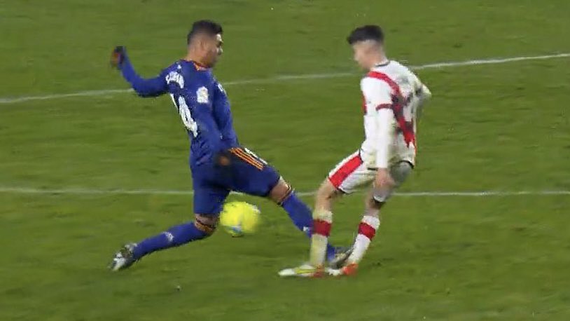 jotajordi13's tweet photo. ¿Sabéis cual es el equipo al q no le han expulsado ni un jugador en todo la temporada? https://t.co/u9KWOFgDRg