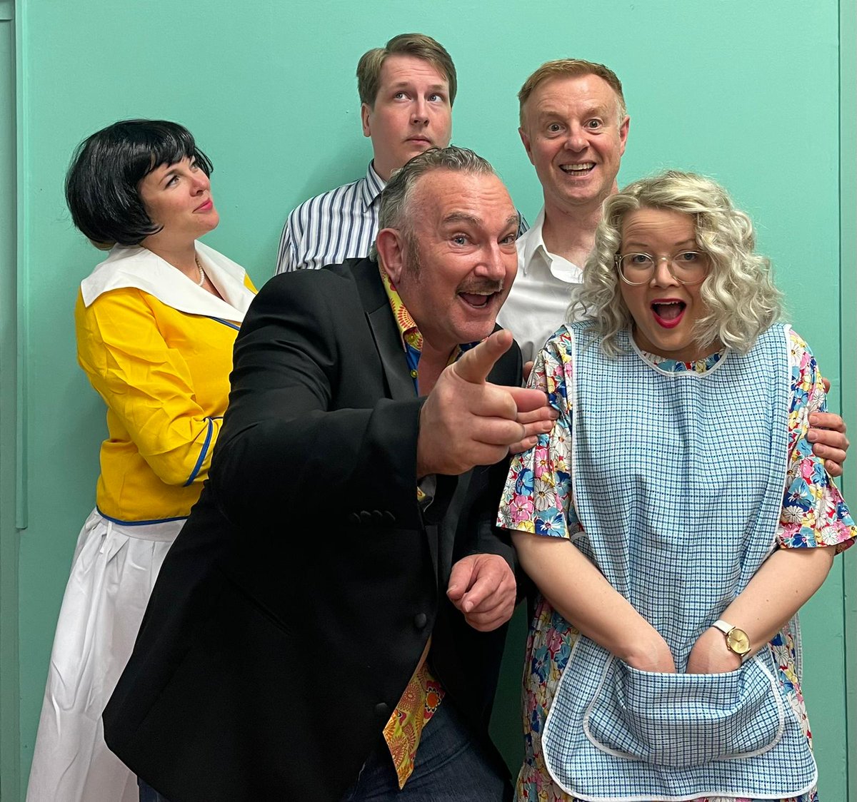 RichardF_author's tweet image. A disgrace to the family name again #hidihi #hellocampers #tedbovis