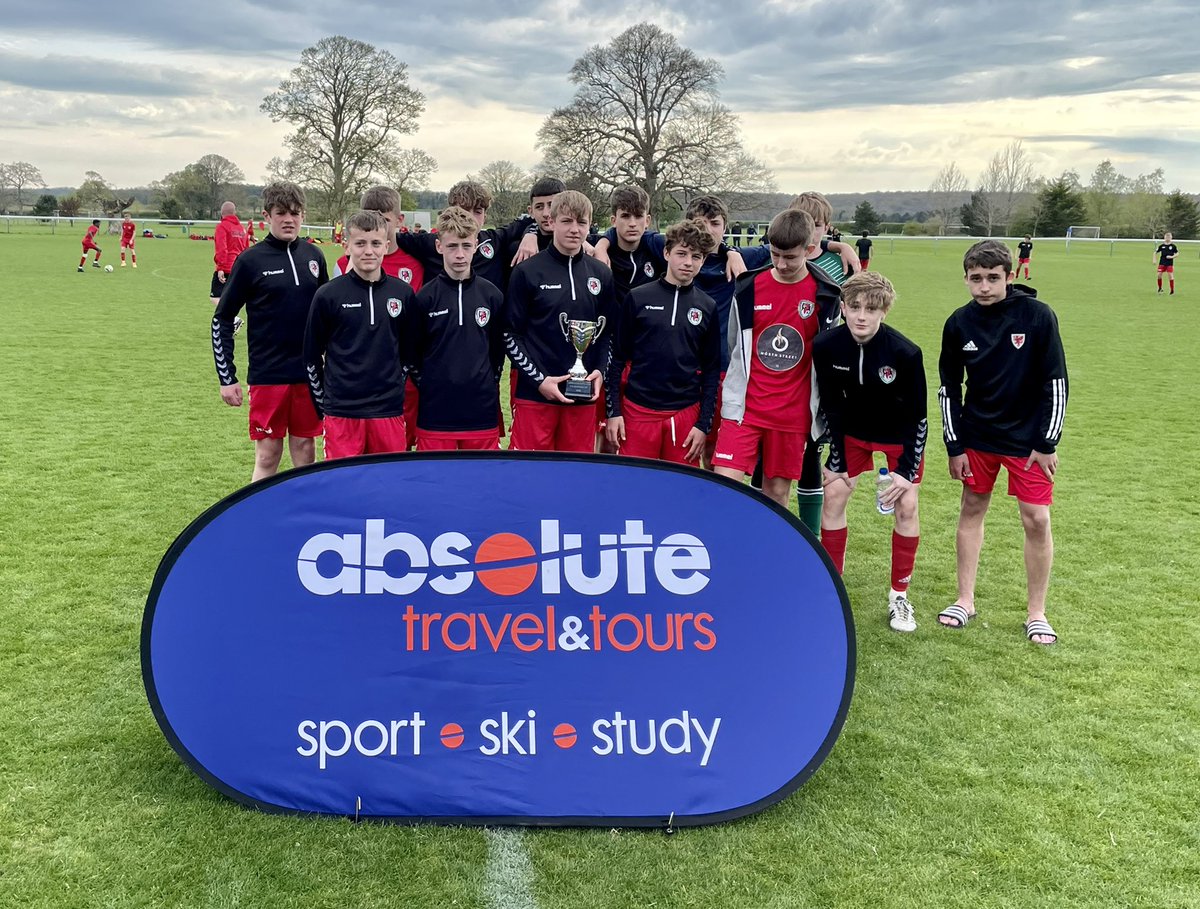 Absolutetravel_'s tweet image. Another great day of football, well done to winners @BarnsleyFa and the runners up PJSS Academy!!