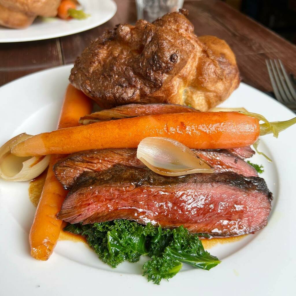 Hot Dinners (@hotdinners) on Twitter photo No it’s not lamb, but this was a first class Sunday roast <a href="/wbyeatsn4/">William Butler Yeats</a> in Finsbury Park today. Been hearing so many good things about the Sunday lunches here and this did not disappoint. Out of shot the platter of perfect roasties, extra gravy & cauliflow… instagr.am/p/CcdnMQTsOTC/ No it’s not lamb, but this was a first class Sunday roast <a href="/wbyeatsn4/">William Butler Yeats</a> in Finsbury Park today. Been hearing so many good things about the Sunday lunches here and this did not disappoint. Out of shot the platter of perfect roasties, extra gravy & cauliflow… instagr.am/p/CcdnMQTsOTC/