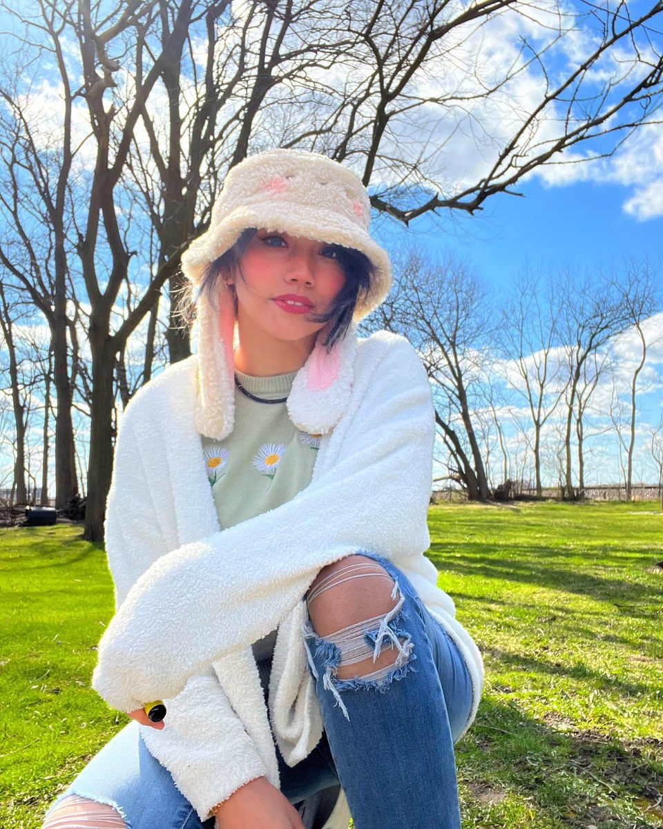 Caitlin👹 tweet media