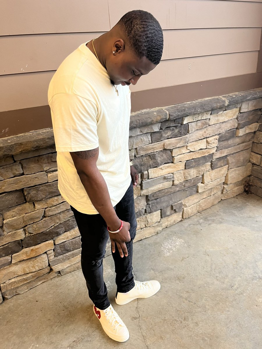 tylan🌹 tweet media