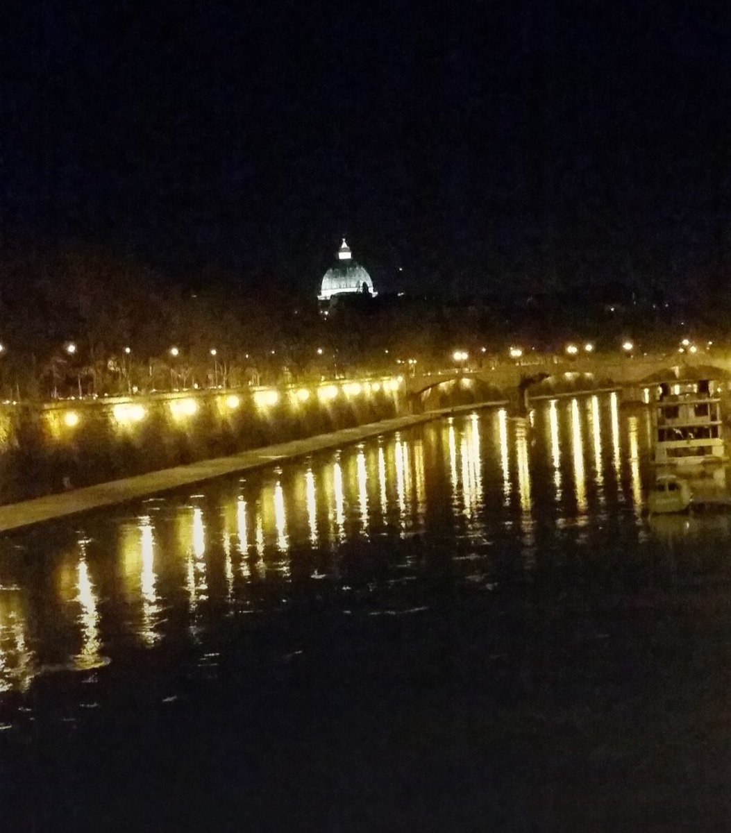 GSlt76's tweet image. Santità, pensace te