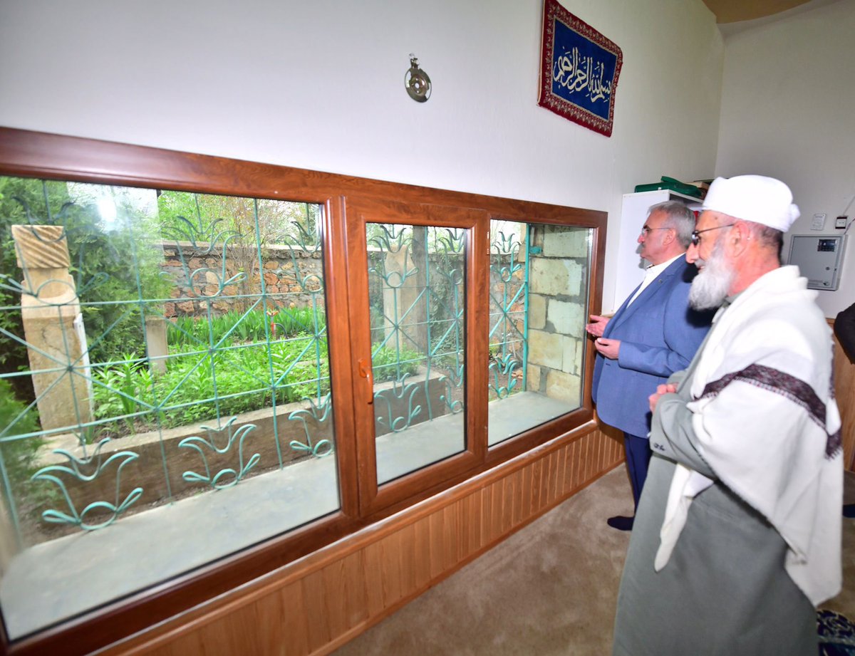 İncelemelerimizin ardından,

📍Muhammed Şerif El Arabkendi Türbesi’ni ziyaret ettik.

Rabbim dualarımızı kabul etsin.