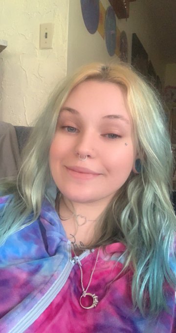 2 pic. I&rsquo;m back but you can really tell I have enjoyed taking your money straight from your bank account