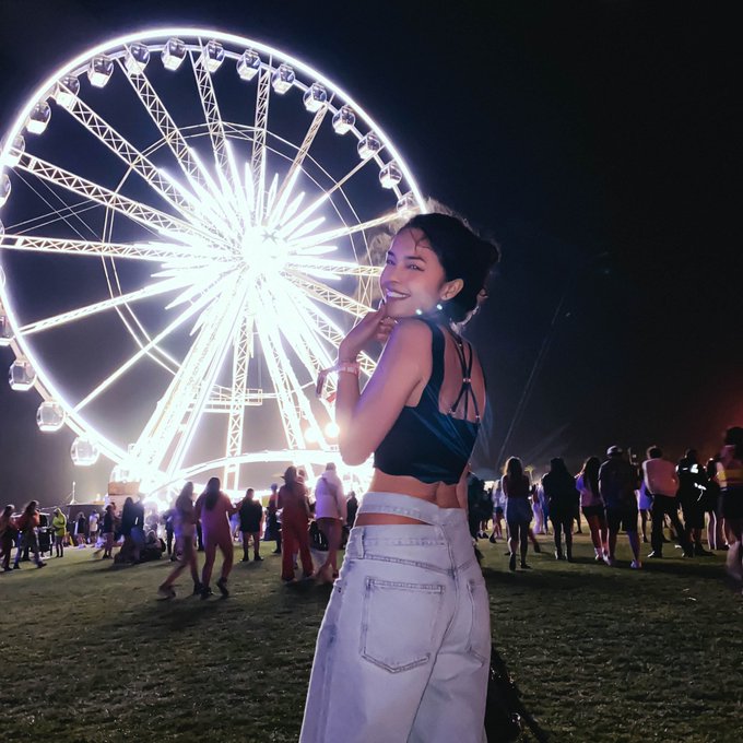 1 pic. ayo? https://t.co/8tKID0svU6