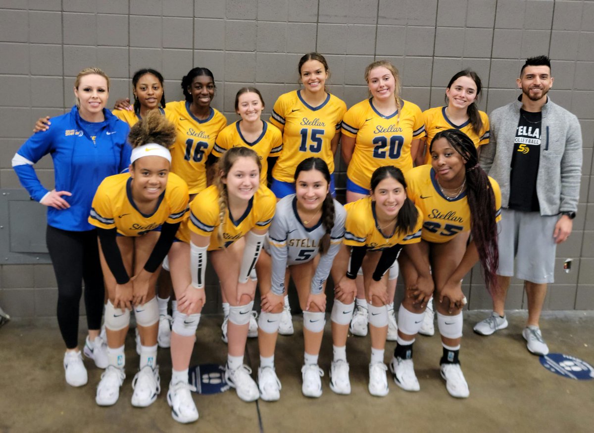 AmyaMcneal's tweet photo. Some days don’t go exactly how you want but some do! Finished 1st in Bronze in Liberty at #lsc2 in Dallas! Got to put in some work for Regionals but very proud of our TEAM! 💙💛💙 https://t.co/T5qJEfsmqo