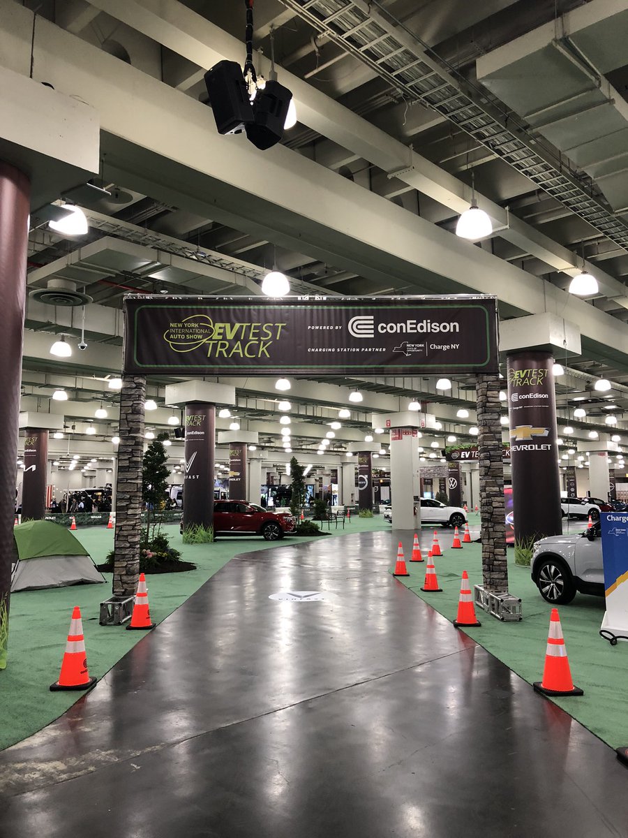 NYSERDA's tweet image. Did you know? The @NYAutoShow EV test track is powered by @NYPA #EVolveNY high-
speed chargers. Questions about charging your #EV? Concerned about EV range? Stop by our booth &amp;amp; get your questions answered! We’re here next to the track all week. #NYAutoShow #ChargeNY #DriveReady