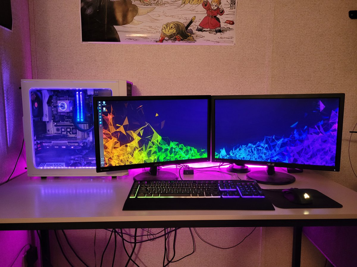 CardinalCoder64's tweet image. Selling my computer locally, gonna start from scratch and rebuild my setup. Powerless Chaos updates will have to wait a little while longer because of this unfortunately. Here&apos;s some pics of my current setup: