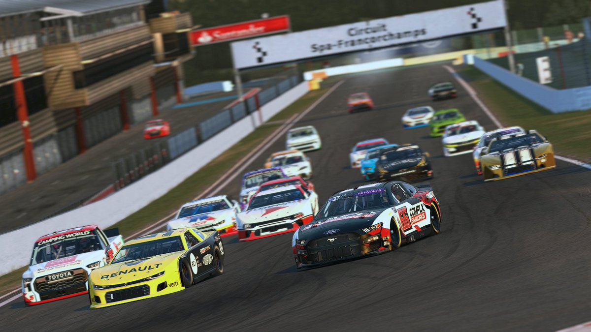 blakereynolds66's tweet photo. @justinmelillo @ComplxSimworks @HawkinRacing @FTFRacingLeague @FirstFourRacing https://t.co/Xxu2HOOFhq