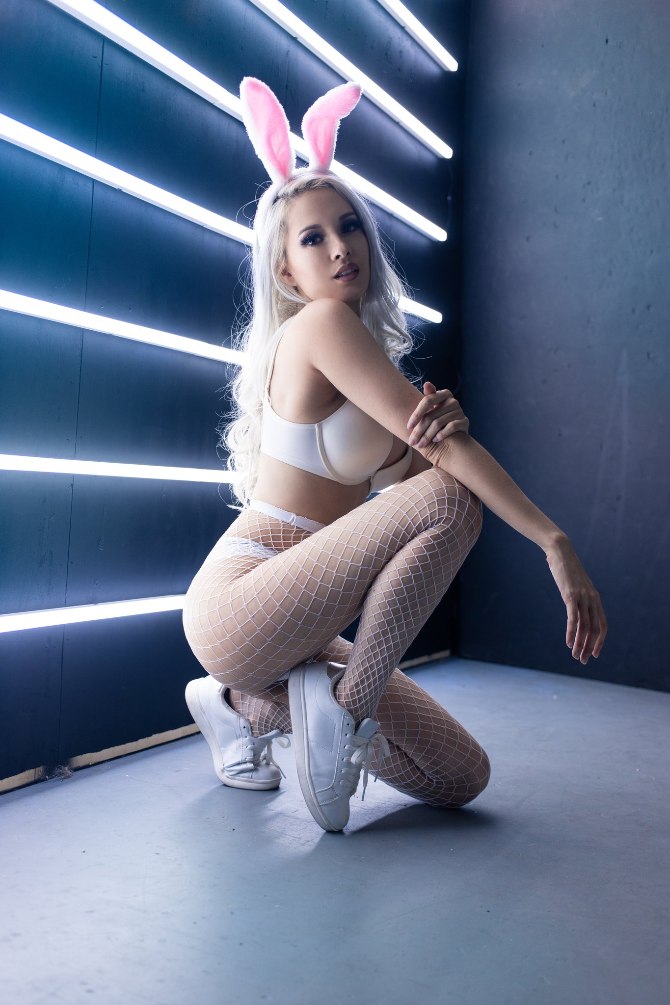 Merry Happy 🤪🐰 https://t.co/0bLydF7S0O