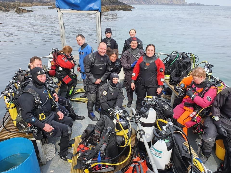 Dearne Valley Divers tweet media