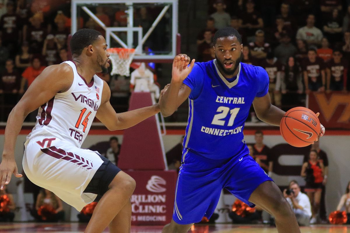 Blessed to receive a Division 1 offer from Coach Sellars and Central Connecticut University! 🙏🏽