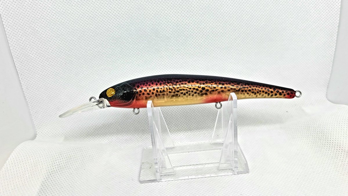 74CustomBaits's tweet photo. Bam. Messing around a bit. #74custombaits #custompaintedlures #fishing #walleye https://t.co/FKhBiSZ0kg