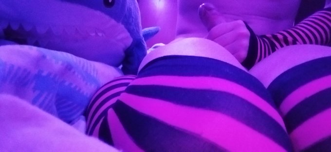 1 pic. Sit on my thick thighs...
#Femboy #Legs #Lewd #Cute #Kinky #Porn #Balls #Girly #NSFWtwt #Cock