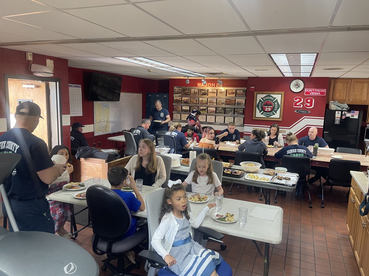 ffxfirerescue's tweet photo. The #FCFRD is one big family! Easter dinner with family at Station 29, Tysons Corner, A-Shift. ❤️ https://t.co/m0LQuCKMoM