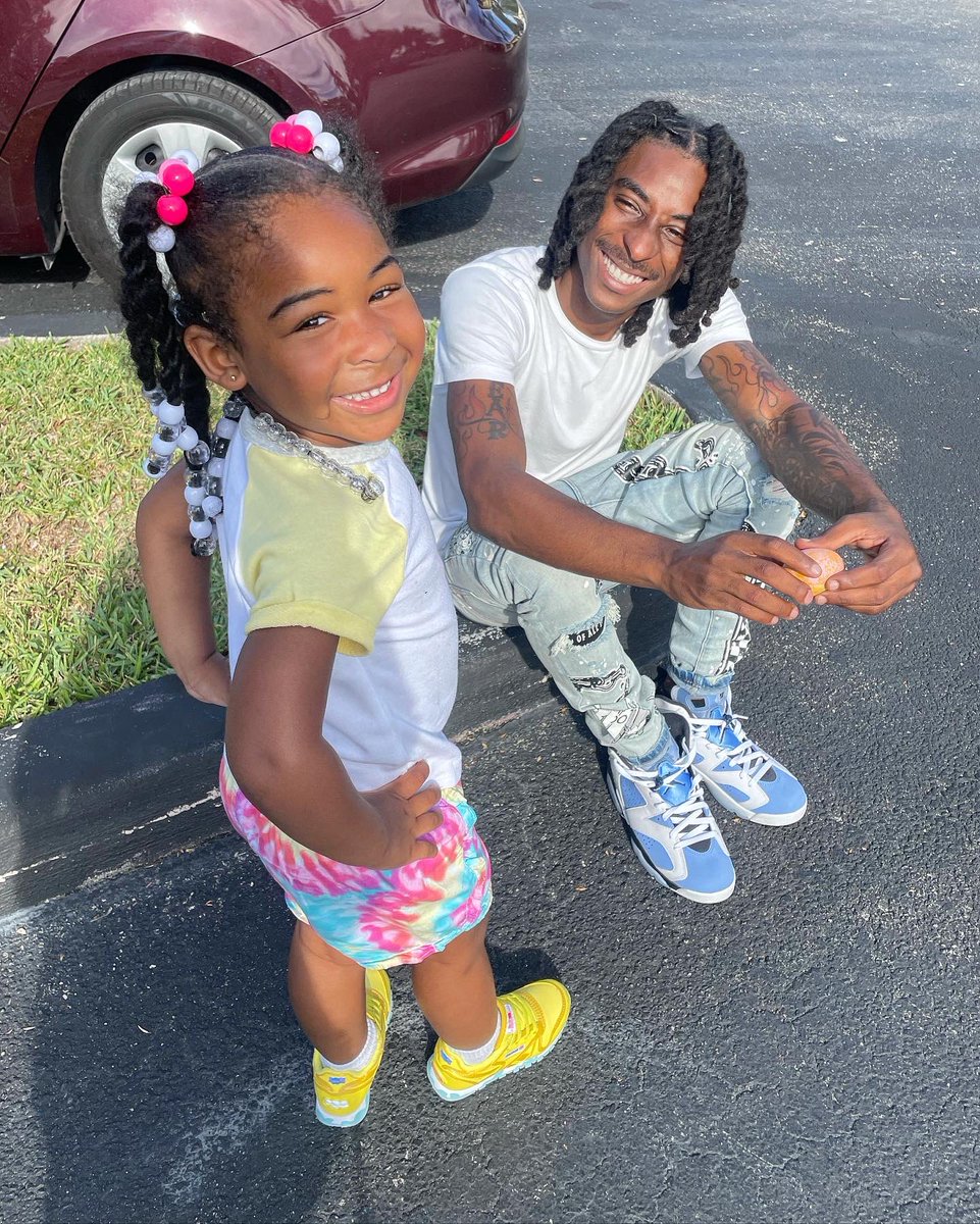 FSA_Nate's tweet photo. Unconditional Love Don’t Cost A Thang💜🐰 #HappyEaster #RipGrandma #RipDoubleRs #RipBoo https://t.co/3ckAgnPXby