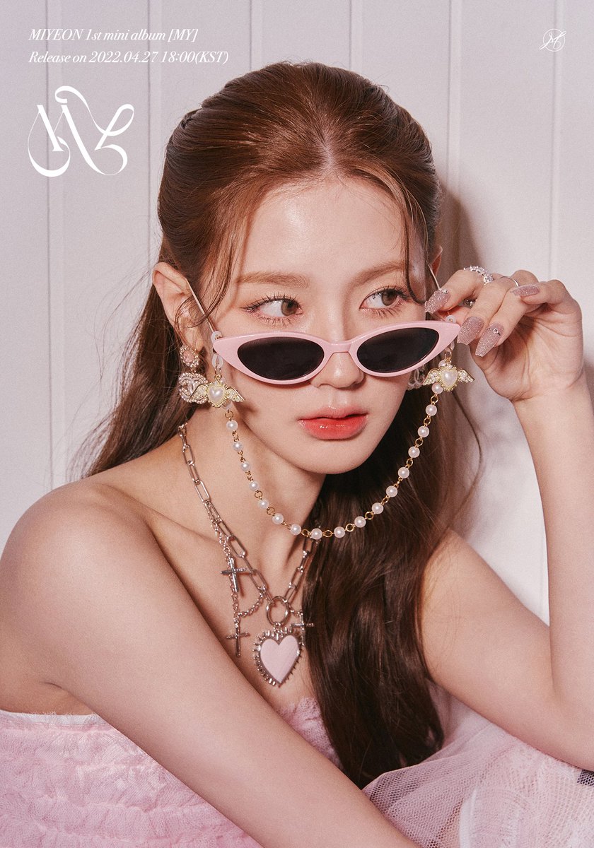 wndyeon's tweet photo. this girl

MIYEON MY CONCEPT IMAGE 1 
#MY_CONCEPT1 #MIYEON #미연 https://t.co/WKNGneNkOd