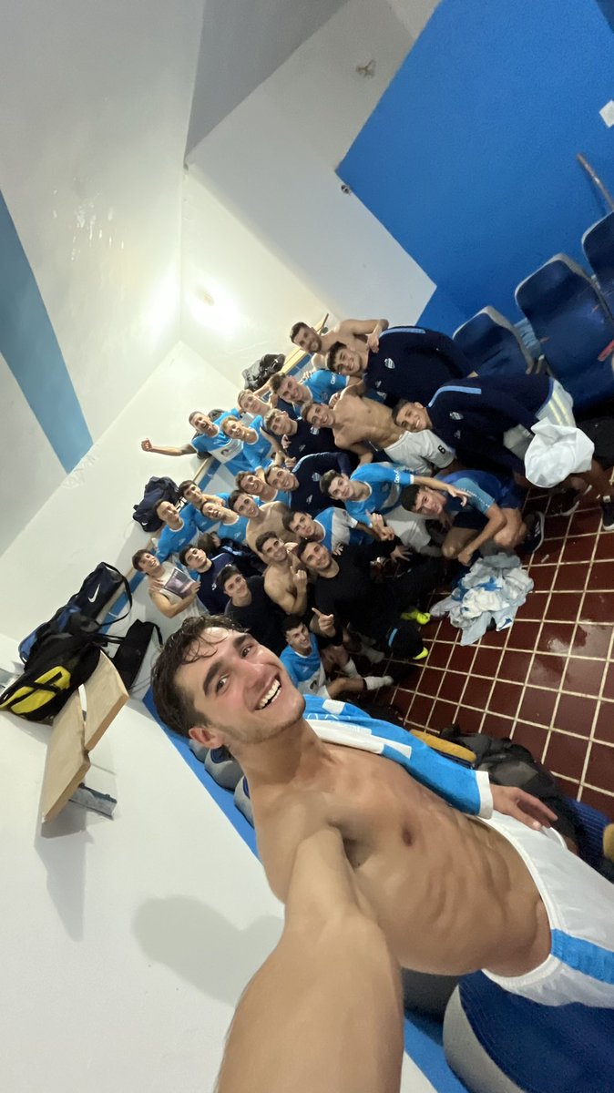 ¡Felices pascuas! 💙🤍💙 🐑