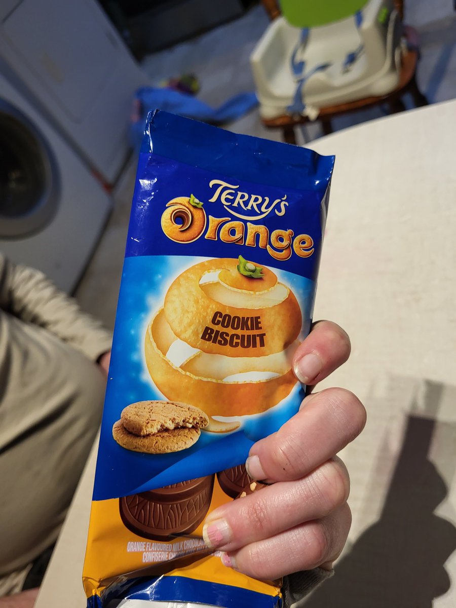 jenner_s's tweet photo. Jesus died so we could have this 
•I'll be crucified for this post
•but all good things come in 3's
#nailedit #Easter #terryschocolateorange https://t.co/i129CQNUlw