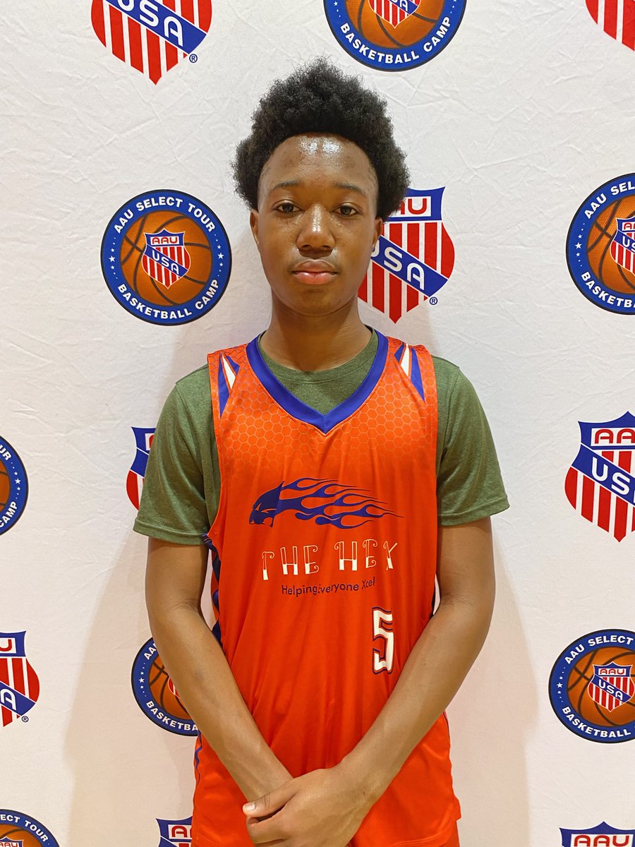 Triston Thomas 5’11  Thomas has all around game,With great size he’s playing every position on the floor and doing well at each one. 
shot making.✔️
rebounding.✔️
Assist.✔️