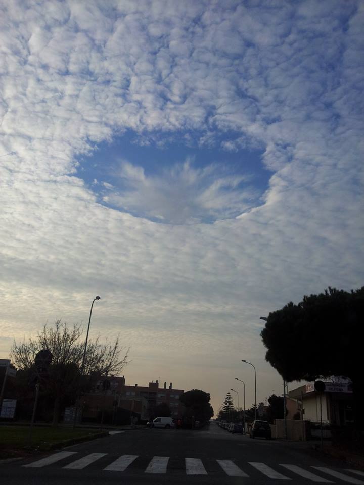 VERSO TORINO. NON E UNA BUGGIA, PROPIO COSI, E APERTO IL CIELO, CADENDO CON LA FORZA D'OSTIA ANTICA. LA FORZA SCONOSCIUTA.

#apericio #arte #NFTdrop