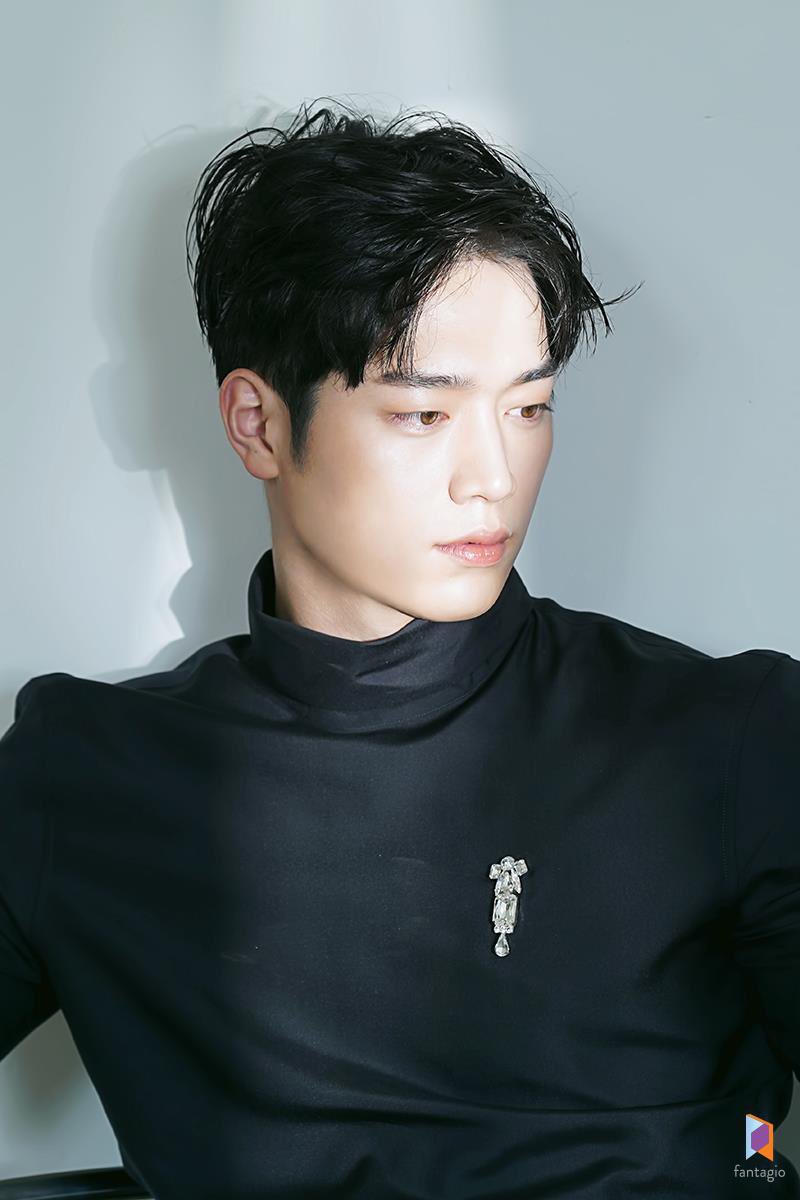 moonsunset_'s tweet photo. D-400 💕

Seo Kang Joon, how are you? I hope you’re doing well. I miss you so much! 🥺 Take care always, okay? Stay healthy. I’ll always be here patiently waiting for you! 😘 

#SeoKangJoon #SeoKangJun #서강준 https://t.co/CsGWHphIZs