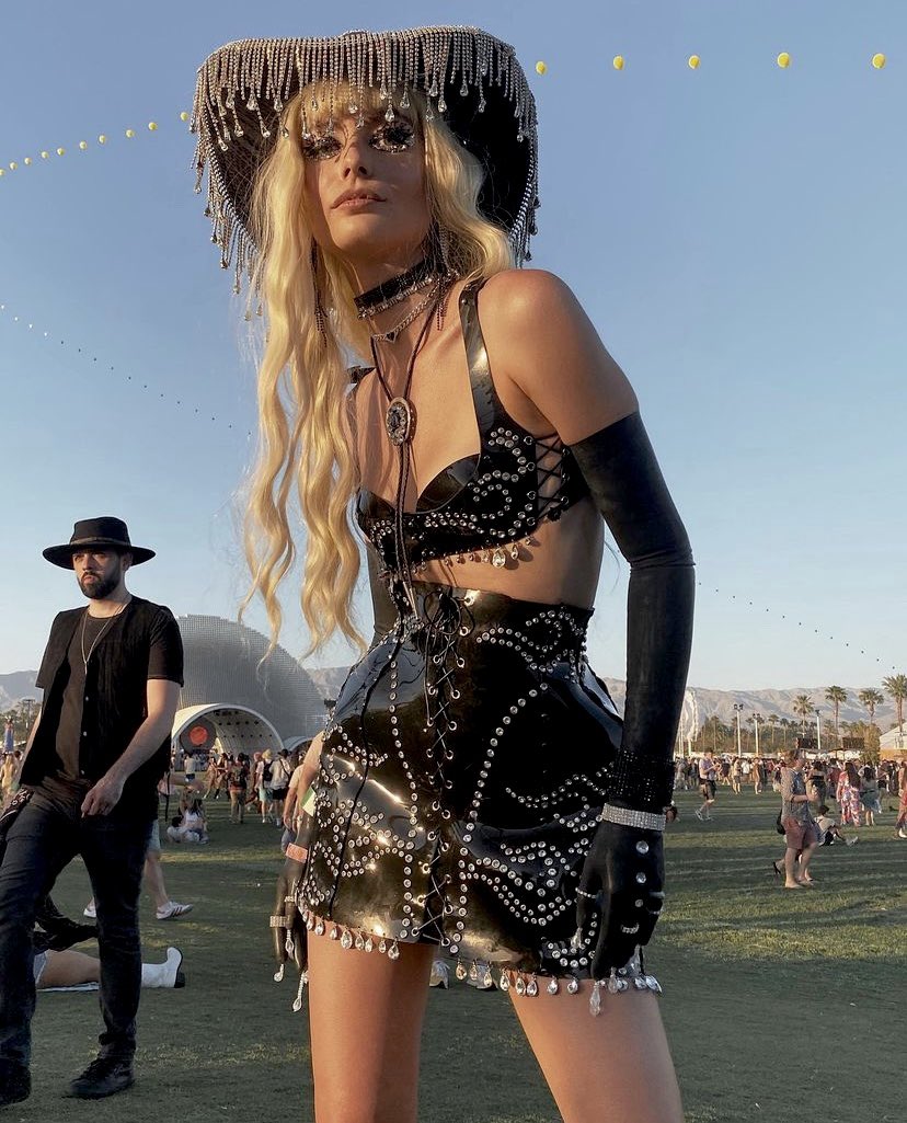 cowgirl coachella outfit