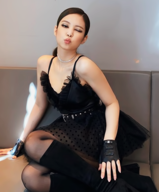 black swan
#제니 #JENNIE