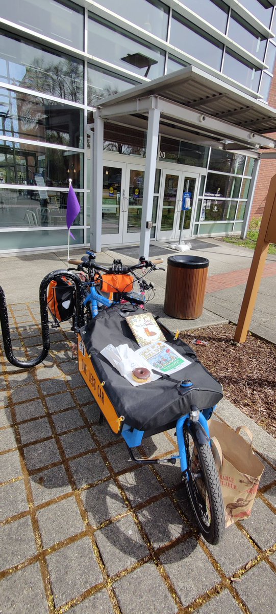 RescueEwe's tweet photo. Picked up a special treat 🍩, printed color flyers 🖨️ and checked out books all at @TigardLibrary Out spreading the word for #Move4May #WalkAndRollToSchool Wednesday May 4th!
https://t.co/PlQsZyWiYX https://t.co/fFyVO5ySZX